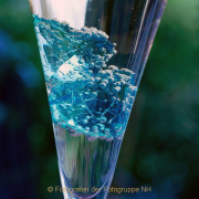 Monatsthema Spiel mit Glas und Wasser - Fotografin Anne Jeuk