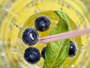 Monatsthema Spiel mit Glas und Wasser - Fotograf Henry Mann