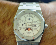 Monatsthema Uhren - Fotograf Albert Wenz