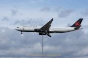 Flugbewegungen - Flughafen Frankfurt - Fotograf Werner Ch. Buchwald
