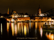 Spiegelungen - Frankfurt am Main - Fotografin Anne Jeuk