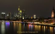 Spiegelungen - Frankfurt am Main - Fotografin Christa Zimmermann