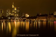 Spiegelungen - Frankfurt am Main - Fotografin Jutta R. Buchwald