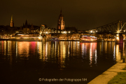 Spiegelungen - Frankfurt am Main - Fotograf Werner Ch. Buchwald