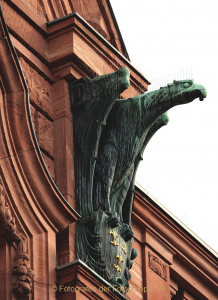 02_AnneJ_9_Tiermotiv_Adler3