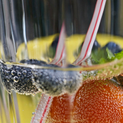 Monatsthema Spiel mit Glas und Wasser - Fotograf Henry Mann