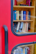 Monatsthema Bücher, Journale, Zeitungen - Fotograf Henry Mann