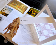 Monatsthema Bücher, Journale, Zeitungen - Fotograf Henry Mann