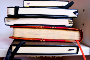 Monatsthema Bücher, Journale, Zeitungen - Fotograf Henry Mann